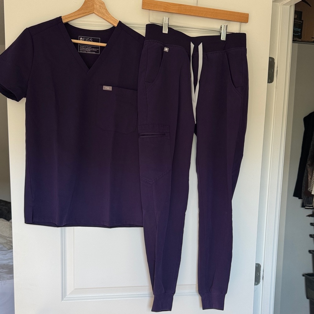 Figs Scrub Top and Bottom Set